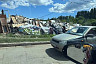 Саратовцы просят убрать стену из хлама у дороги